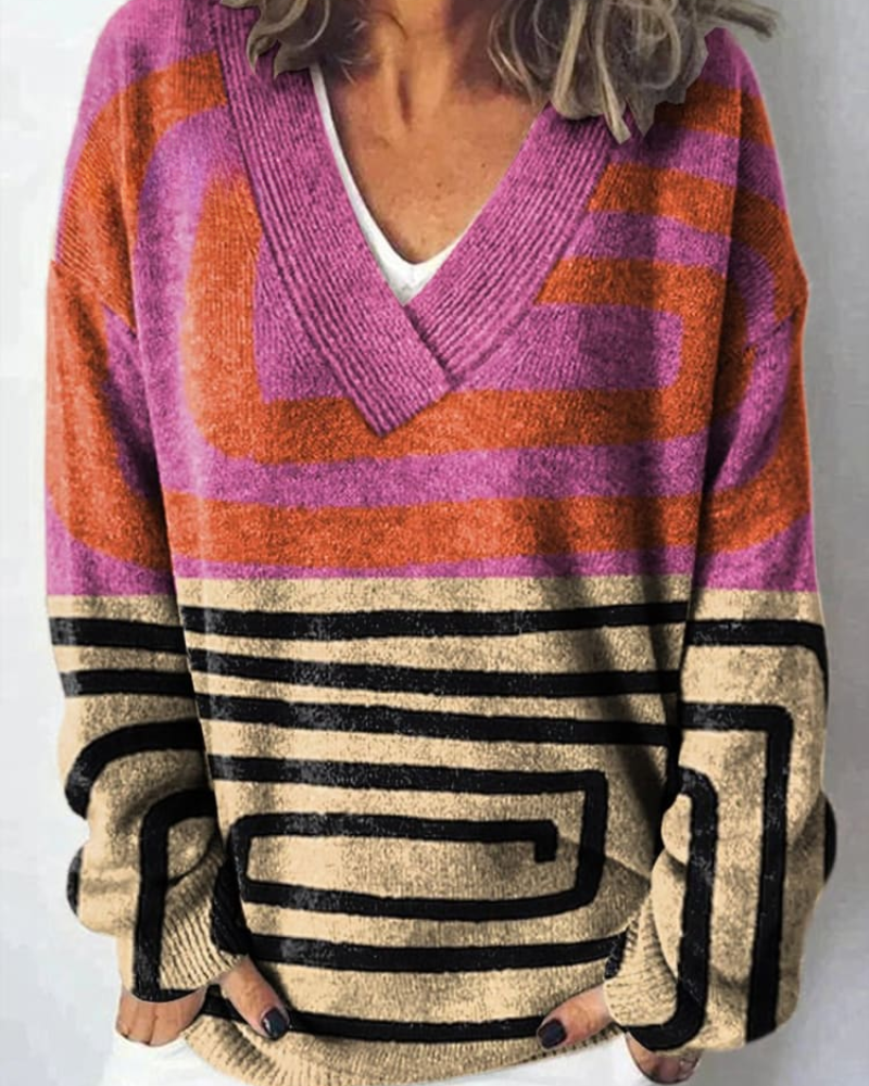 Everleigh – Lebendiges Labyrinth V-Ausschnitt Pullover