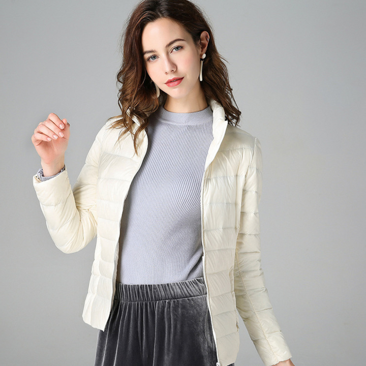 Cassandra – Vielseitige Ultraleichte Jacke