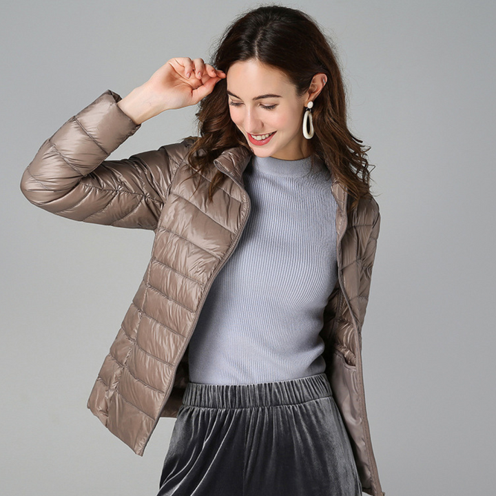 Cassandra – Vielseitige Ultraleichte Jacke