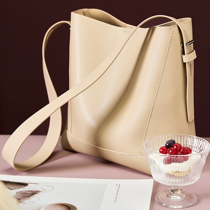 Louiza – Moderner Eimer Schultertasche