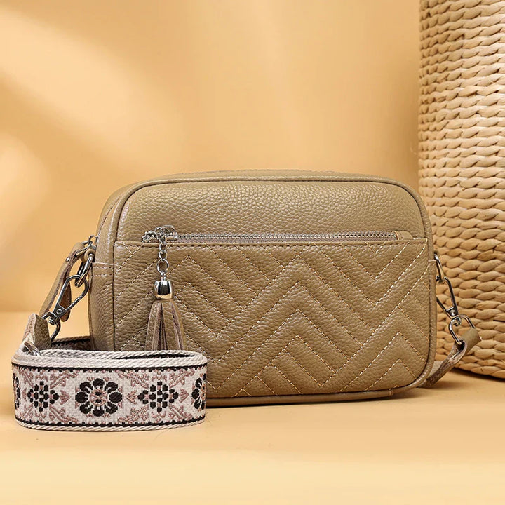 Zaylee – Kräftiger Akzent Schultertasche