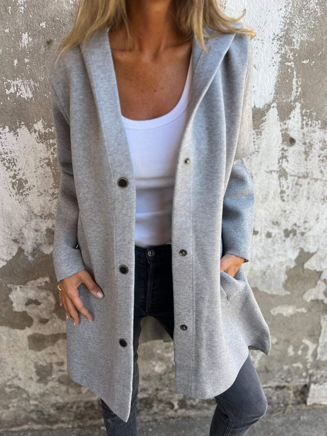 Aurea – Gemütlicher Kapuzencardigan