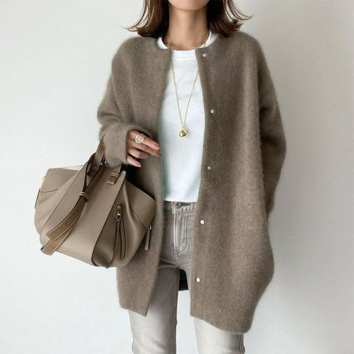 Irene – Übergröße Gemütliche Strickjacke