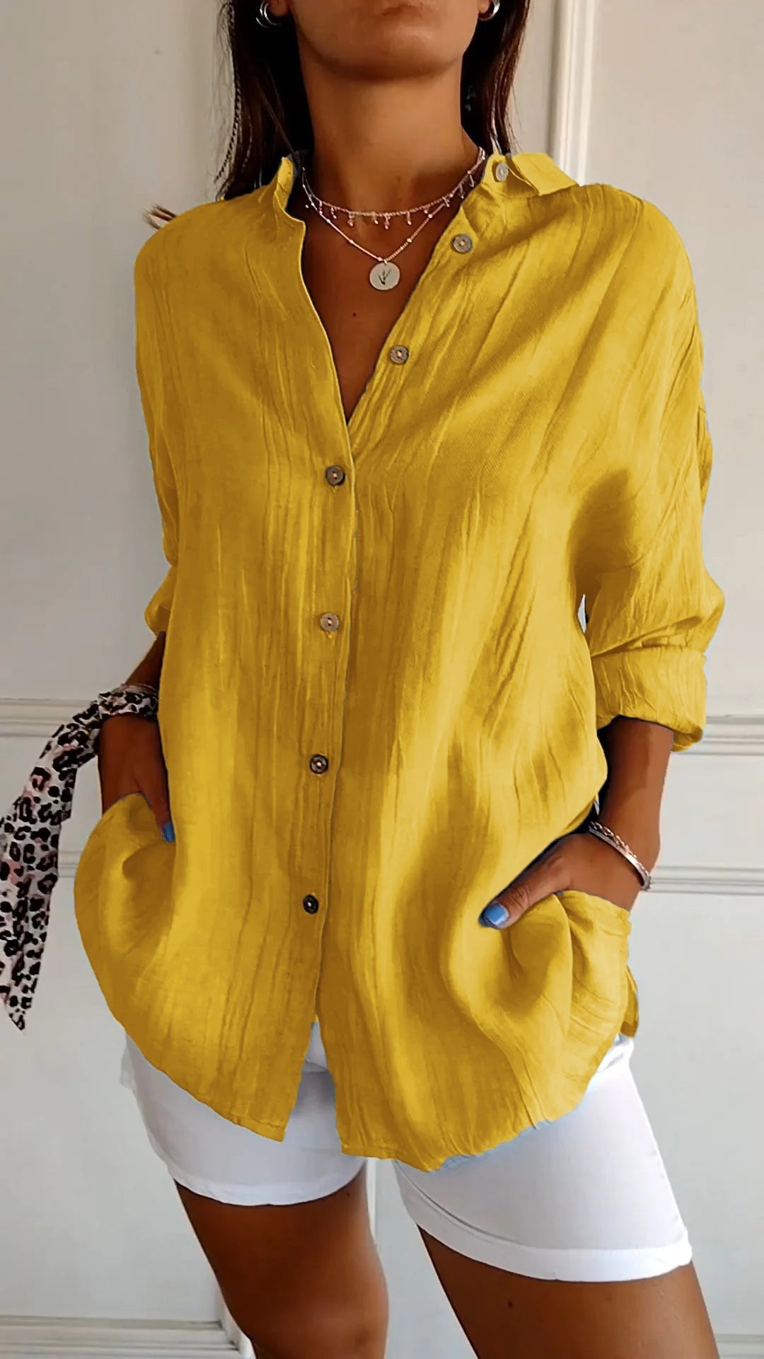 Selene - Elegante Plissee-Bluse