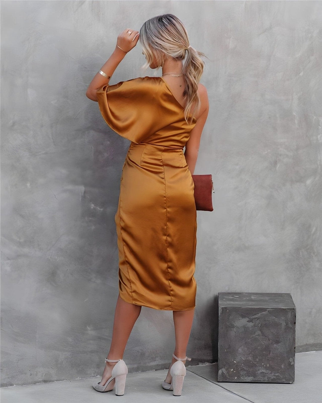 Gisela – Ein-Schulter-Luxuskleid