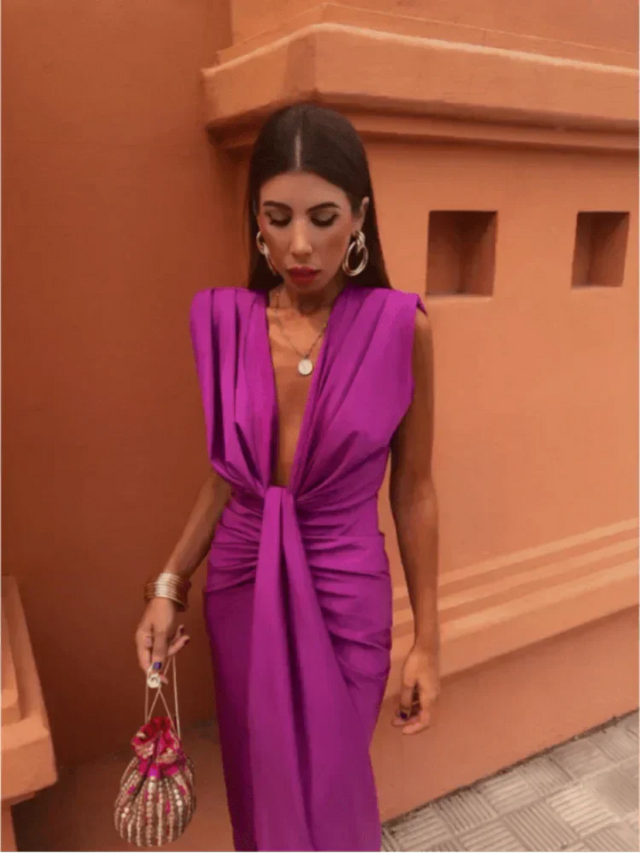 Nele – Göttliches Kurvenkleid