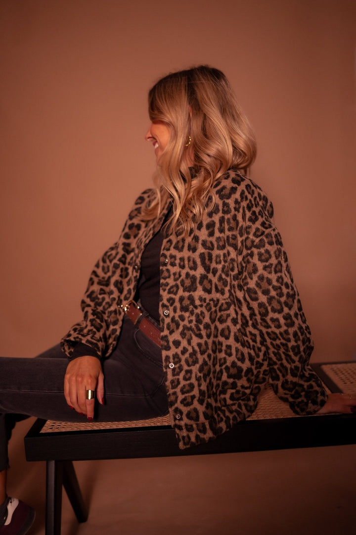 Niah – Elegante Leoparden Jacke