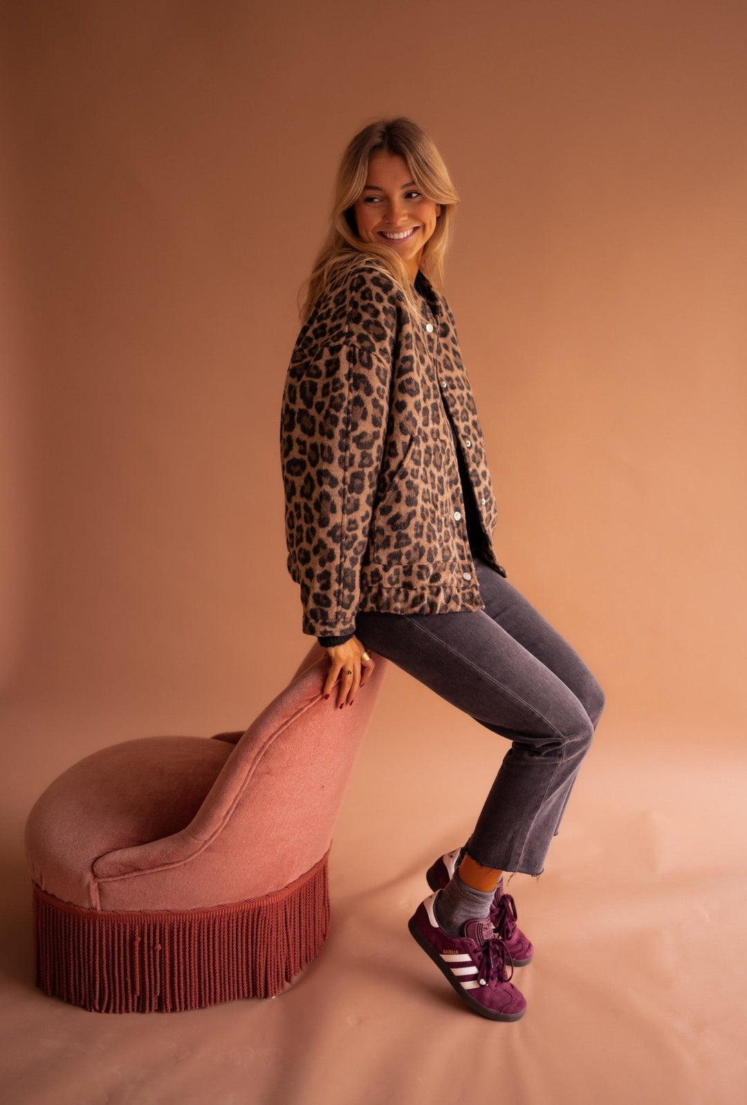Niah – Elegante Leoparden Jacke